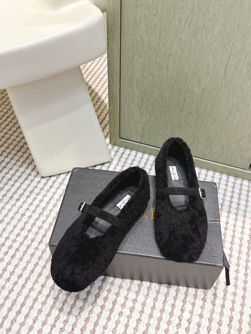 Alaia Flat Shoes
